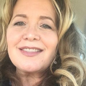 Meet your Posher, Kaela